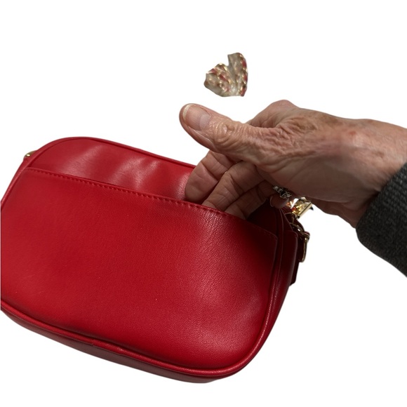 Red Quilted Crossbody Bag - Picture 4 of 7